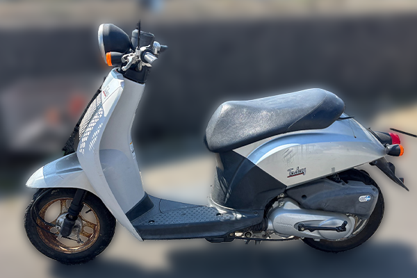 大分県国東市で回収した原付 ホンダ トゥデイ