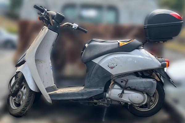 大阪府豊中市で回収した原付 ホンダ トゥデイ