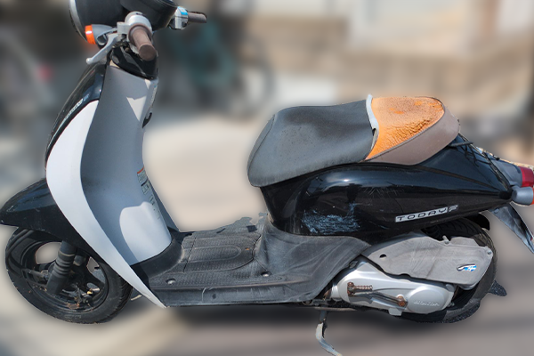 広島県広島市佐伯区で回収した原付 ホンダ トゥデイ