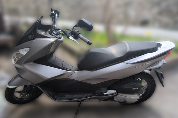 広島県東広島市で回収した原付 ホンダ PCX125