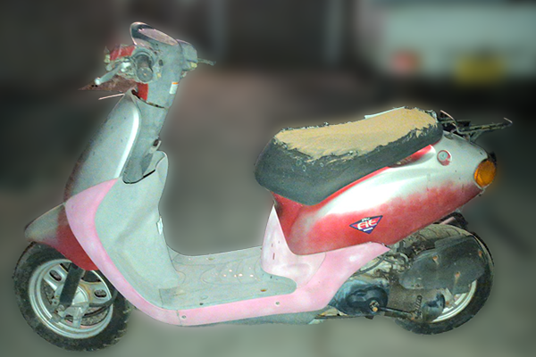 愛媛県四国中央市で回収した原付 ホンダ スーパーディオ