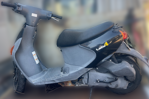 神奈川県横浜市港南区で回収した原付 スズキ レッツ4