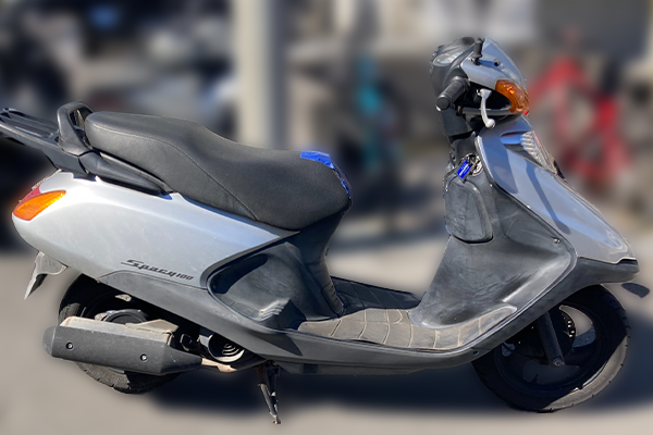 神奈川県横浜市磯子区で回収した原付 ホンダ スペイシー100