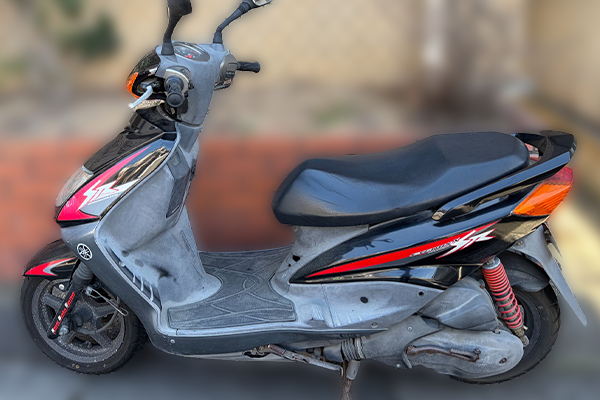 長崎県長崎市で回収した原付 ヤマハ シグナスX