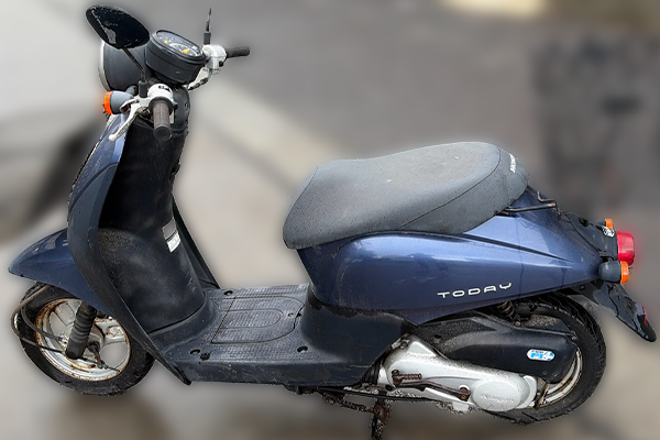 宮崎県延岡市で回収した原付 ホンダ トゥデイ_