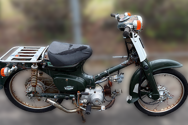 長崎県佐世保市で回収した原付 ホンダ スーパーカブ50
